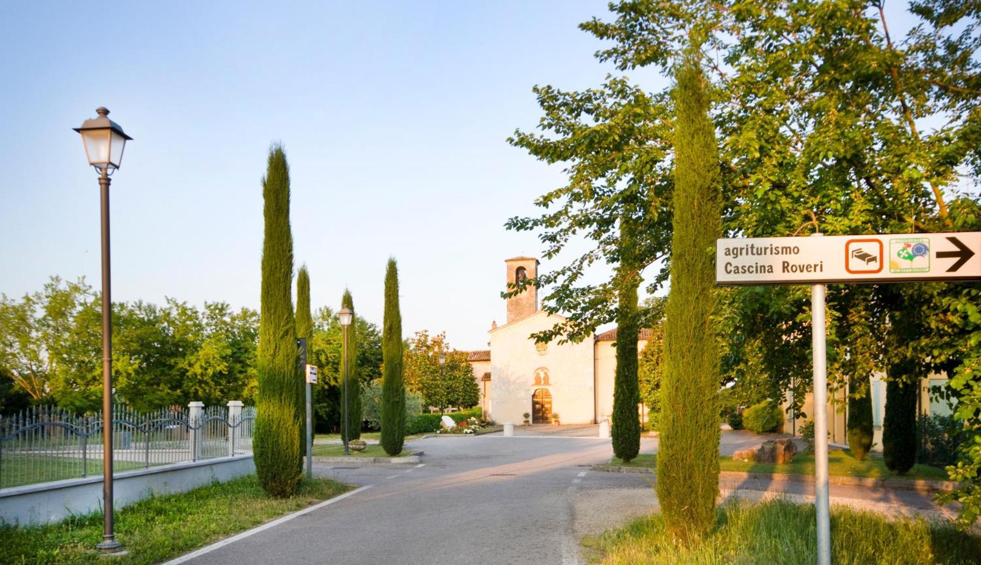 Agriturismo Cascina Roveri Monzambano Exterior photo