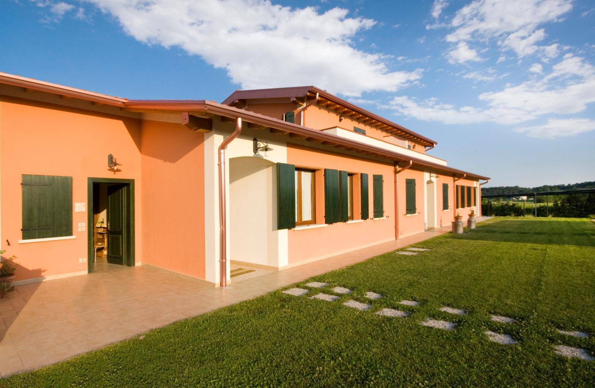 Agriturismo Cascina Roveri Monzambano Exterior photo
